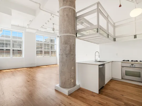 689 Myrtle Avenue 4E image 1 of 18