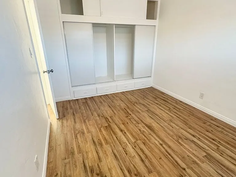 4682-4692 W Point Loma Blvd — Photo 7