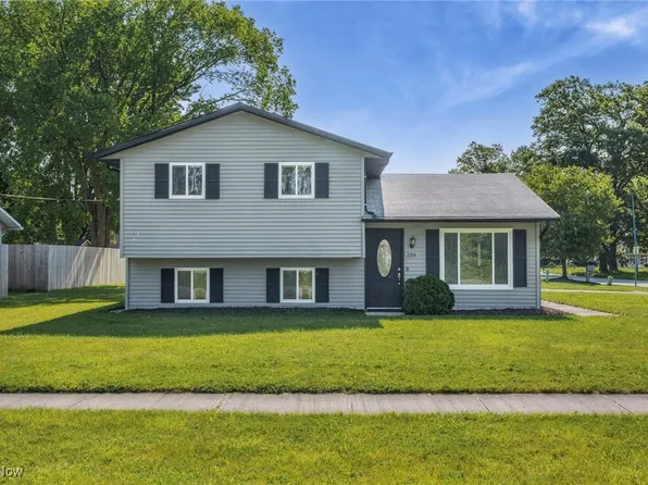 2214 Middle Ave, Elyria, OH 44035