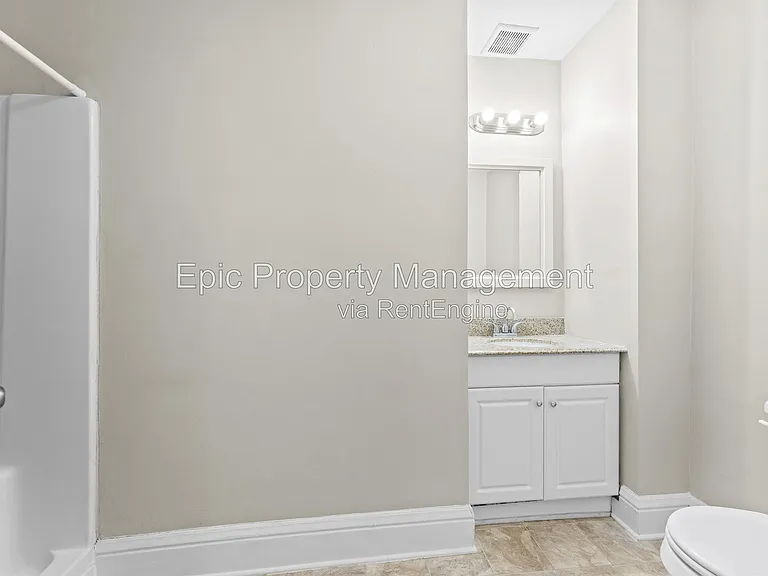 2508 W Jefferson Ave — Photo 4