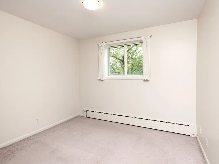 365 Edison Ave #202 — Photo 14