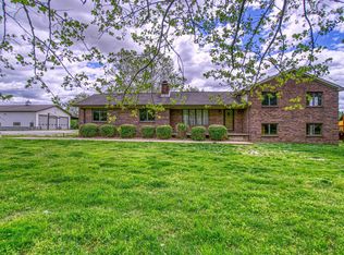 2630 N Folsomville Rd, Boonville, IN 47601