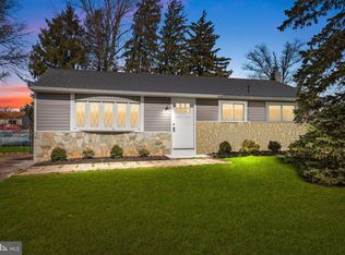 1491 Hampton Ln, Warminster, PA 18974