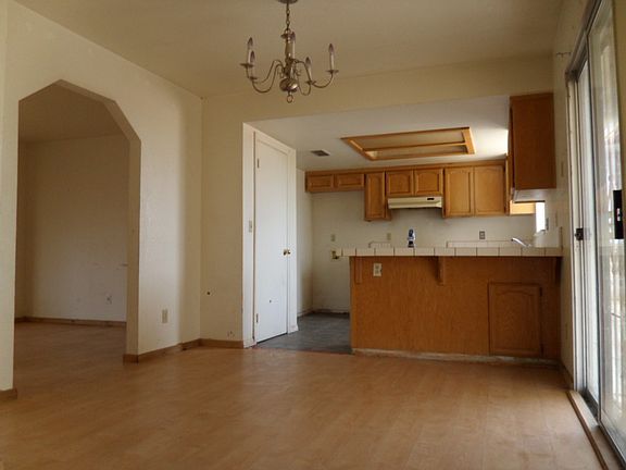 5th image of 30110 Sunnyside Ave