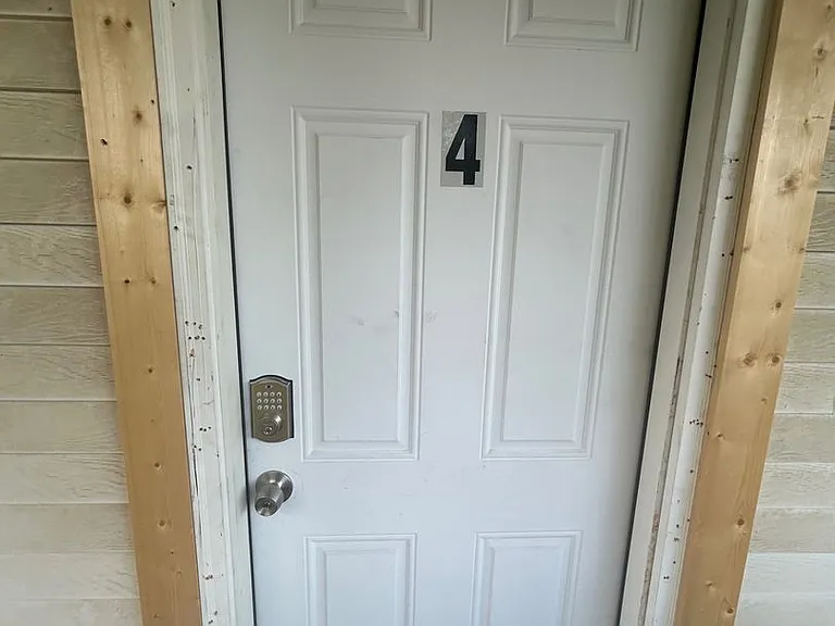 4019 Newark Ave — Photo 19