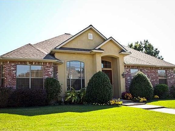 2nd image of 107 Baltusrol Dr