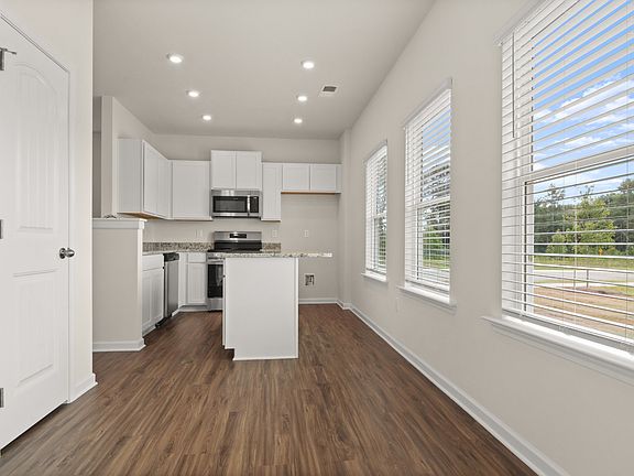 5th image of 725 Wilderland Way Lot 15