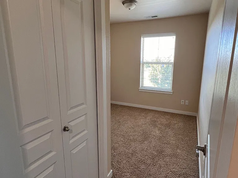 8834 W Pine Valley Ln #1 — Photo 16