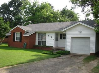 613 Parkview St, Kilgore, TX 75662