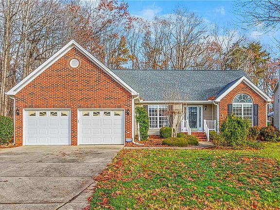 2nd image of 3260 Stacy Ct