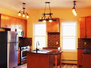 26 Cedar St, Burlington, VT 05401