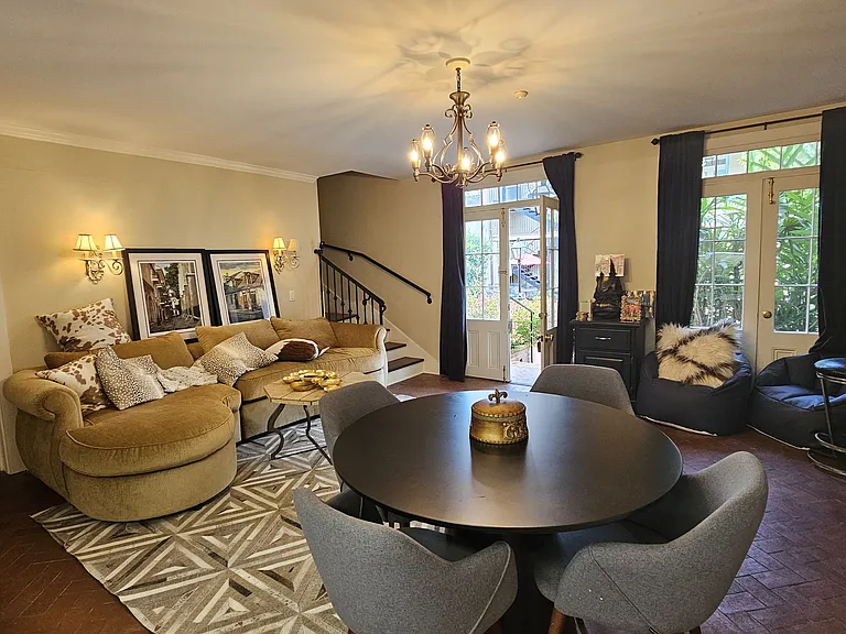 517 Dumaine St #1R — Photo 5