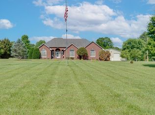 2610 S Mount Pleasant Rd, Greenbrier, TN 37073