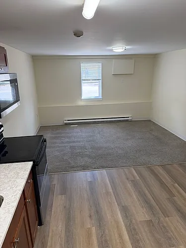 38 Lowell St Photo 1