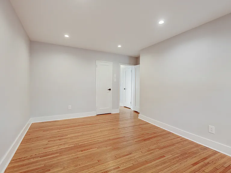 Forest Hill Terrace — Photo 20