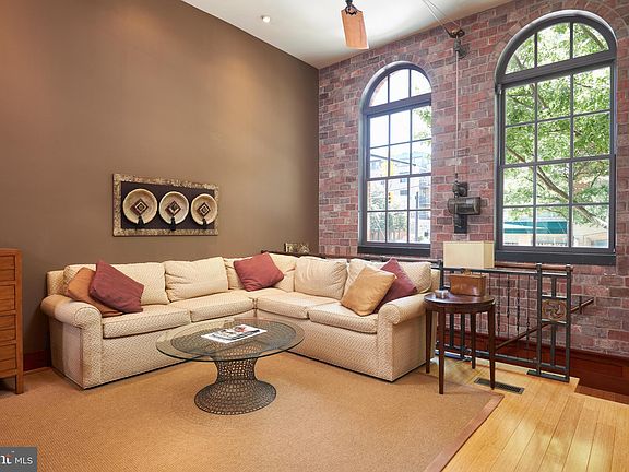 3rd image of 603 N Saint Asaph St