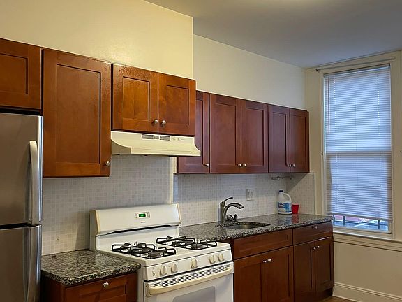 3rd image of 88-12 85th St