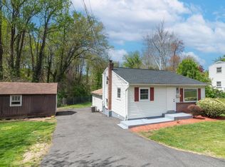 13512 Armstead St, Woodbridge, VA 22191