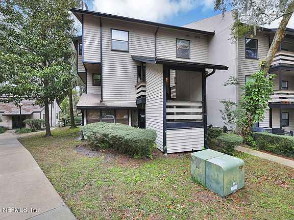 3rd image of 1604 ARCADIA Drive #116