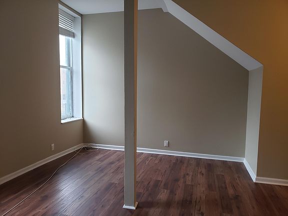 4th image of 3556 Shenandoah Ave APT 203