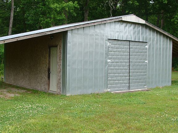 24X24 GARAGE/SHED