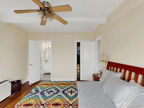 5 Tudor City Place image 6 of 9