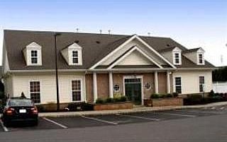 2nd image of 146 Limerick Ln