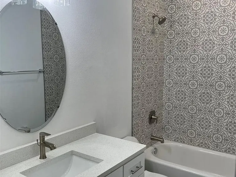 554 Ronnoc Ln — Photo 11