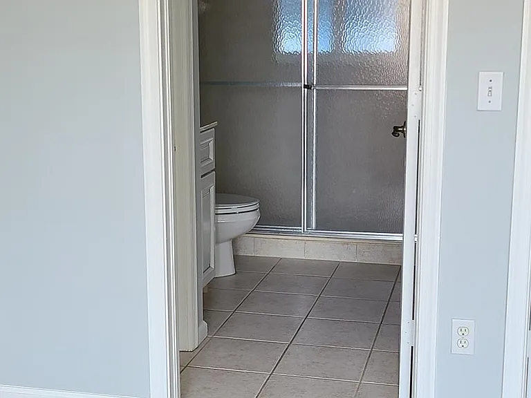 13793 Yarmouth Dr — Photo 9
