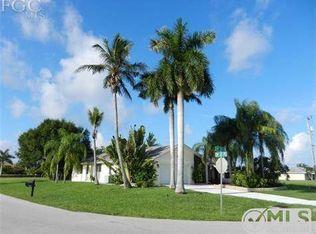 2222 SW 54th Ln, Cape Coral, FL 33914