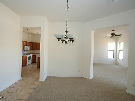 5th image of 2998 N Pearl Ct