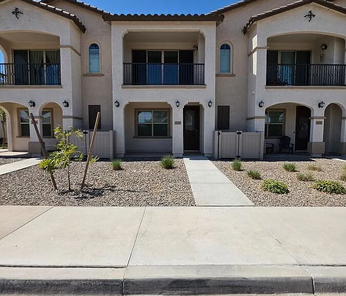 4134 E Pinto Dr — Photo 1