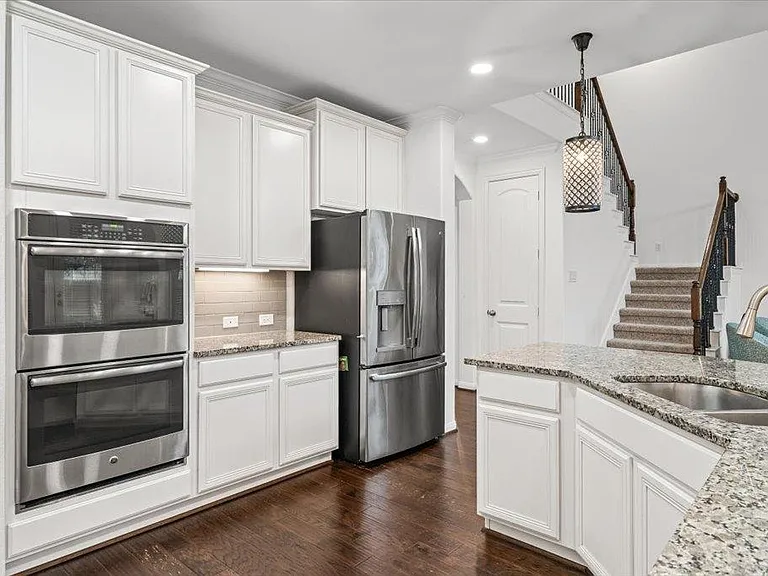 4128 Geary St — Photo 3