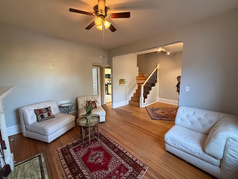 1707 Vine St — Photo 9