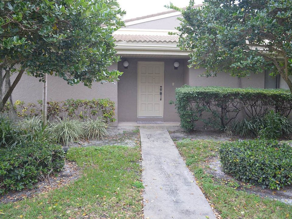 1st image of 110 Dunwoody Ln #1688
