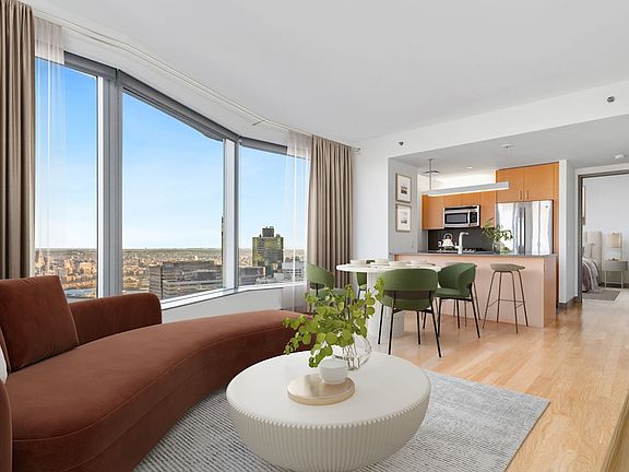 3rd image of 8 Spruce St APT 14H