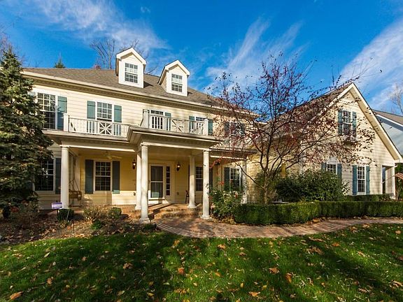 Beautiful Colonial