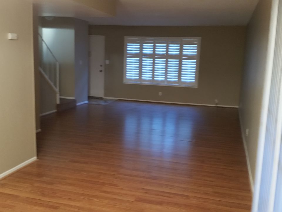 1st image of 5164 E Ashlan Ave Unit 104