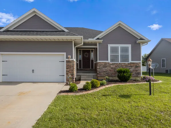1720 Timber Wolf Ln #1720, Mahomet, IL 61853