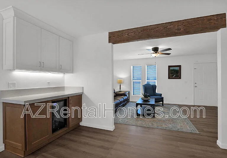 1745 W Capri Ave — Photo 9