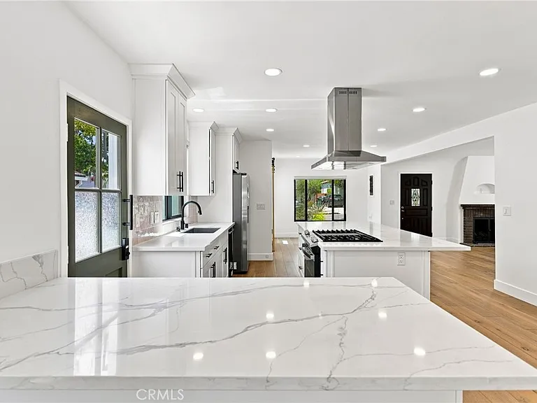 1338 Bruce Ave — Photo 17