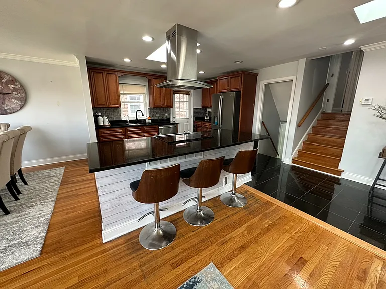8344 Kedvale Ave — Photo 1