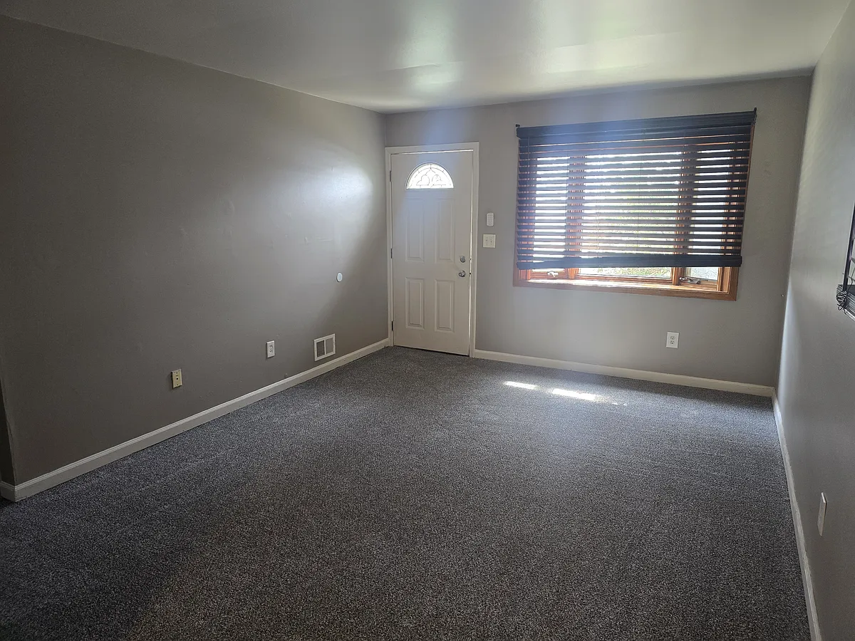 Building Photo - 13629 Sidonie Ave