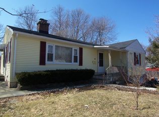 24 4th St, Danbury, CT 06810