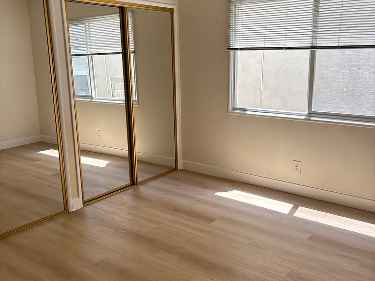 315 Longfellow Ave — Photo 3