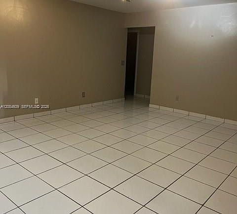 2nd image of 103 SE 5th St #B