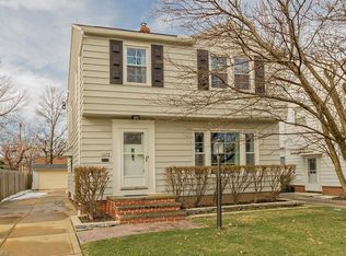 1072 Avondale Rd, South Euclid, OH 44121