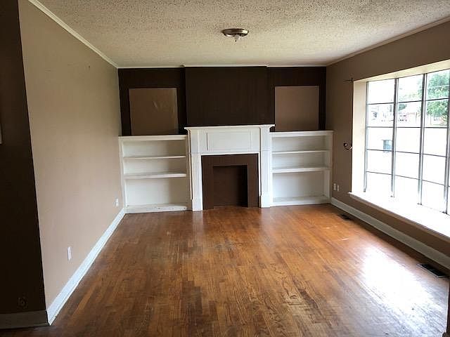 2nd image of 605 N Washington Ave