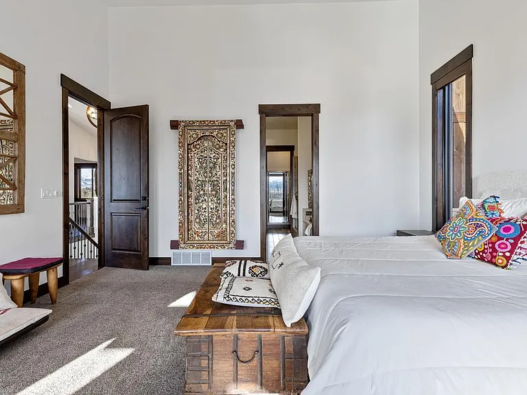 688 N Explorer Peak Dr — Photo 31