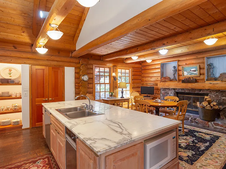 1305 Red Butte Dr — Photo 5